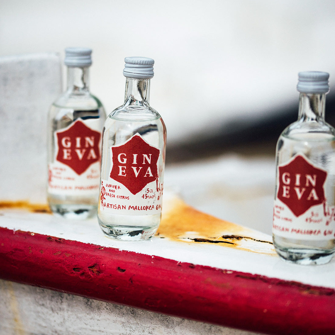 mini botellas de GIN EVA de Mallorca
